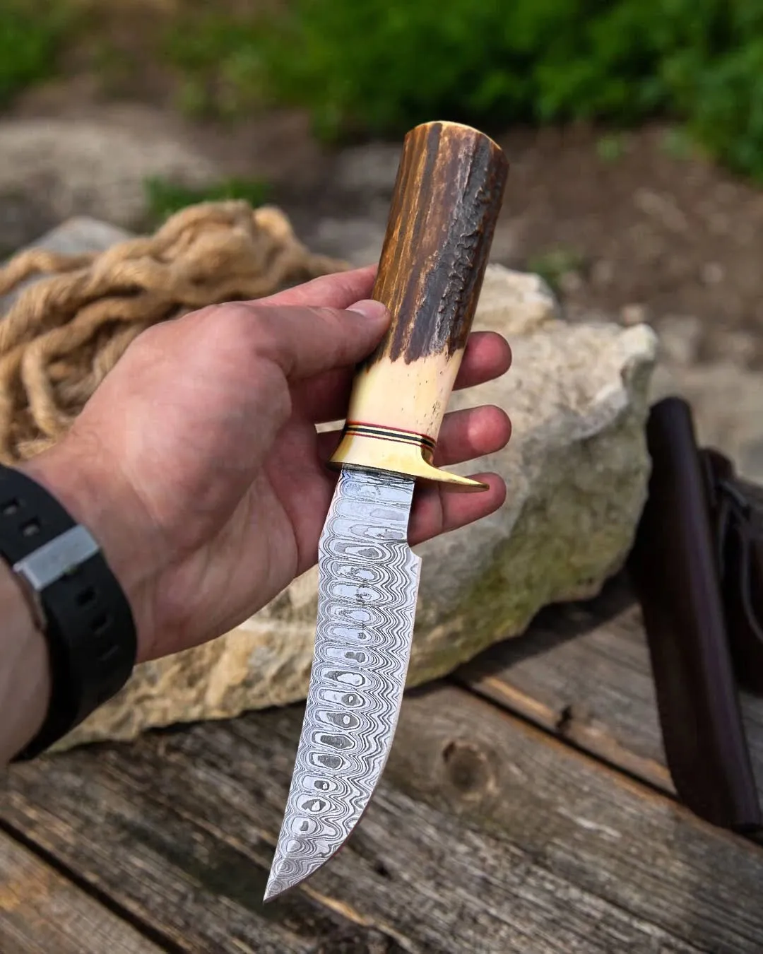 Rattle Snake - Damascus Hunting Knife, 10″ Overall, Stag Handle - view 2