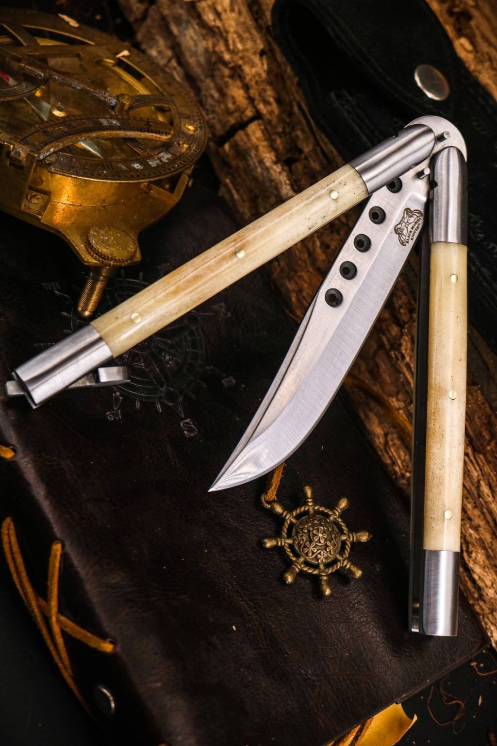 BMK-476  D2 tool steel Filipino Balisongs butterfly Stainless Steel bone Inserts black Mamba knives world class knives - Image 8