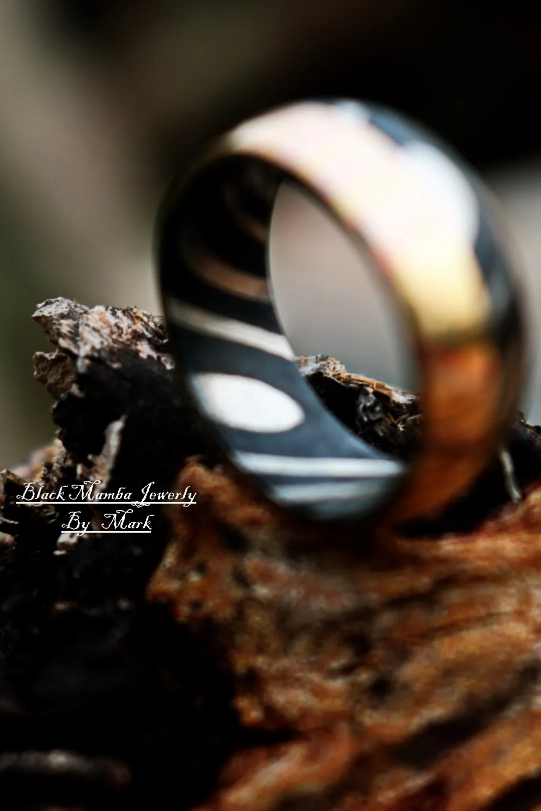 Betelgeuse - Handmade Damascus Steel Mens Ring - view 3
