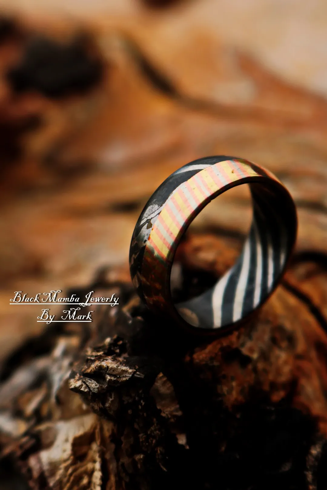 Betelgeuse - Handmade Damascus Steel Mens Ring - view 4