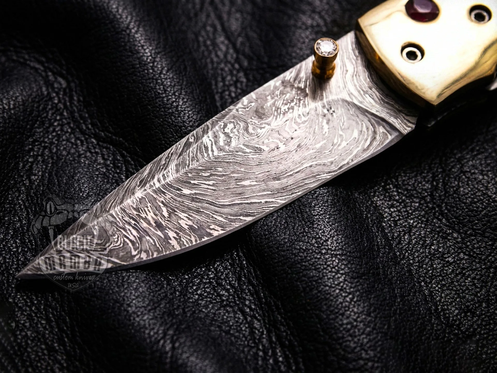 Gaea - Damascus Folding Pocket Knife, 7″ Overall, Wood Handle - view 9