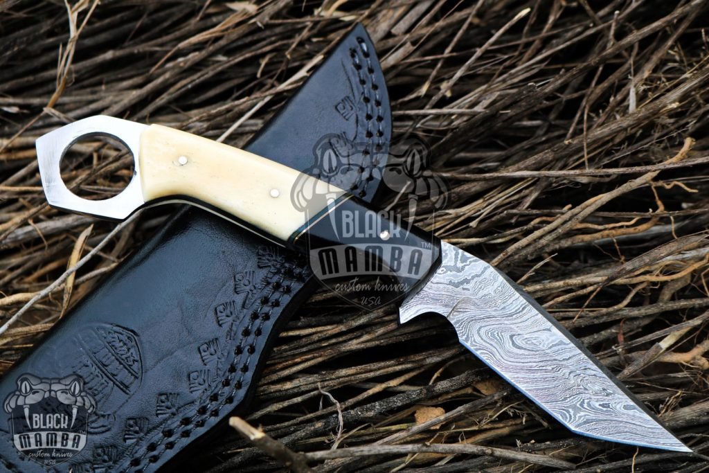 Bmk-159 octopus Damascus Karambit Knife 8.7 Inches Long 3.6 Inches Blade 4.2 Ounce Damascus Fixed Blade Hunting Knife Karambit Knife Damascus Steel Hand Made World Class Knives USA Made - Image 4