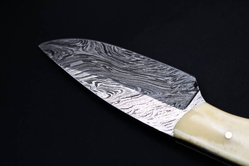 Bmk-165 California King Snake 8 Inches Long 3.5 Inches Blade 5.6 Ounce Damascus Skinner Hunting Fixed Blade Knife Damascus Steel Hand Made Black Mamba Knives World Class Knives USA Made - Image 4