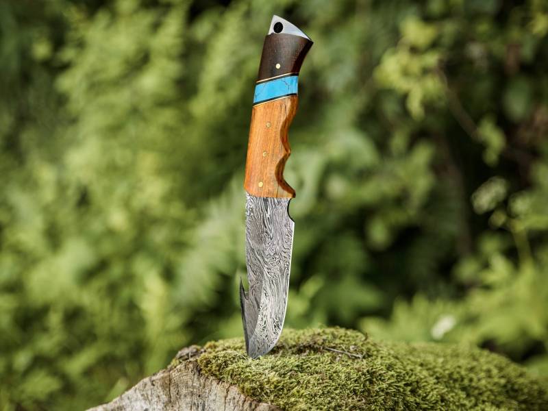 Bmk-163 Slatra Damascus Gut Hook Knife 8.7 Inches Long 4.6 Inches Blade 5.6 Ounce Damascus Hunting Fixed Blade Knife Damascus Hand Made World Class Knives USA Made - Image 3