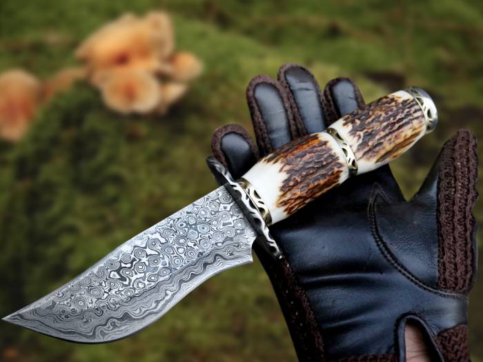 BMK-155 Golden Tree Snake Damascus Knife 10 Inches Long 5 Inches Blade 10 Ounce Damascus Steel Fixed Blade Hunting Knife Hand Made World Class Knives USA Made