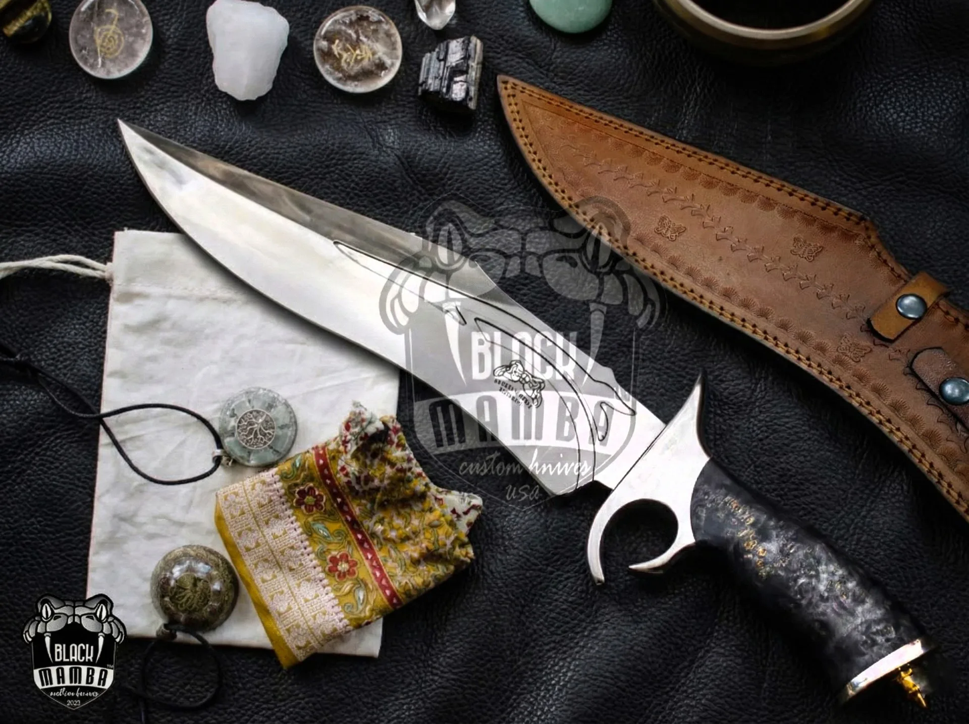Black Viper - Damascus Bowie Knife, 19″ Overall, Wood Handle