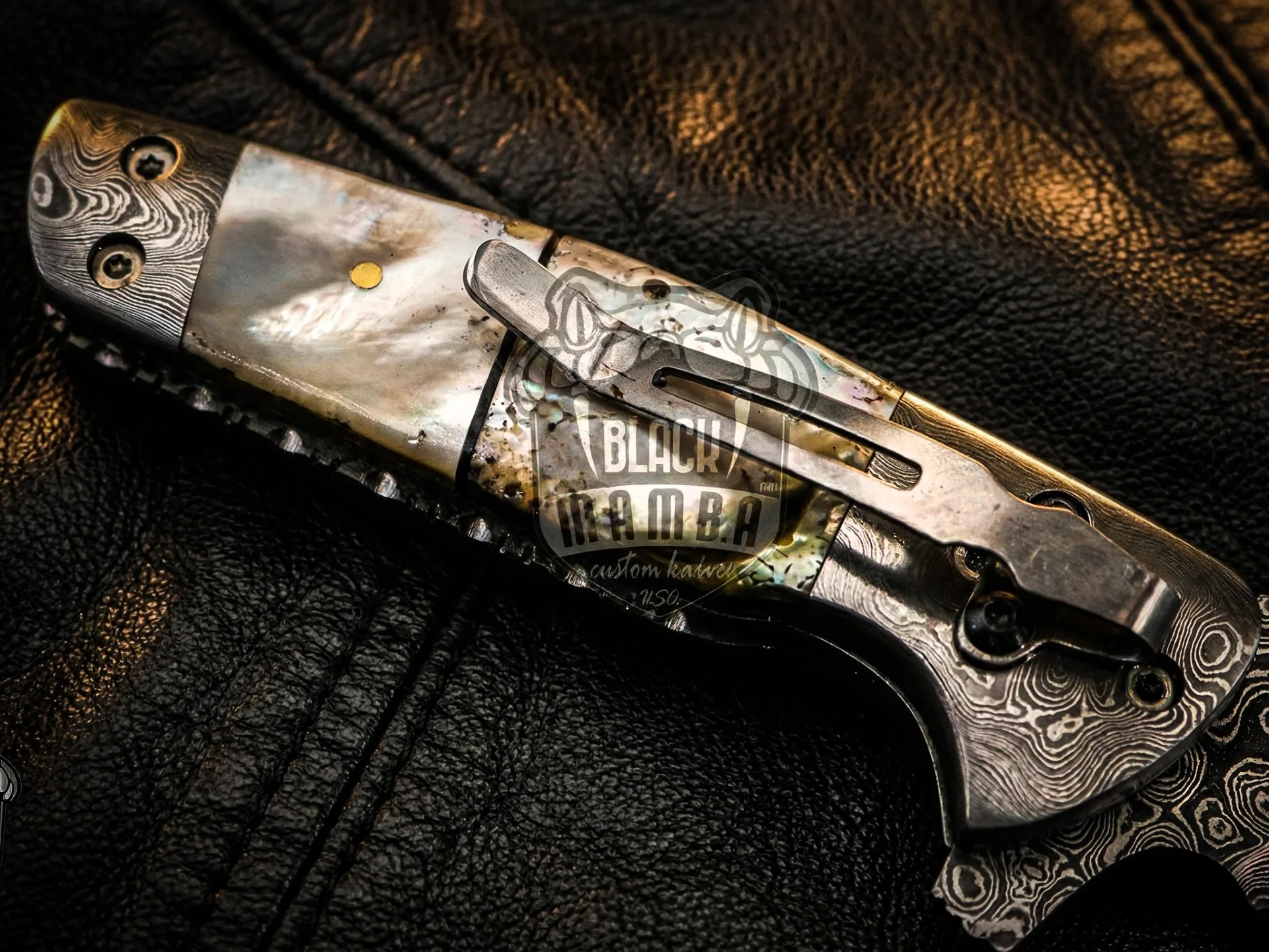 Pearl Shell Handle – Damascus Folding Pocket Knife, 7″ Overall - view 3