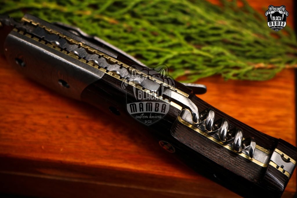 BLACK MAMBA KNIVES Bmk-449 4.3" Closed 3.2"Blade Pocket Knife Hunting Knife Wengy wood handle with Damascus bolsters - Image 6