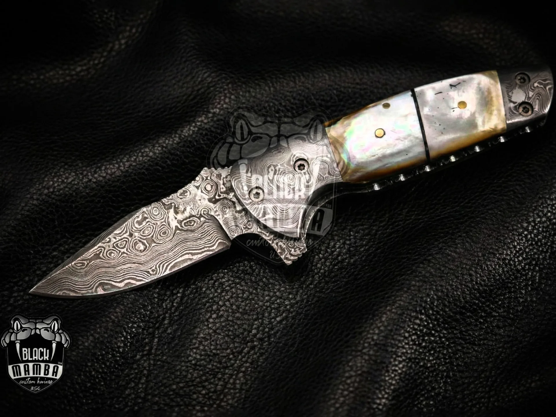 Pearl Shell Handle – Damascus Folding Pocket Knife, 7″ Overall - view 9