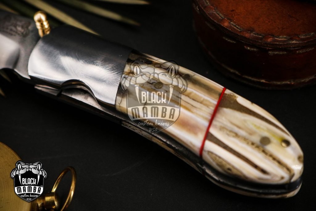 Black Mamba Knives Bmk-VG11 4.9 Closed Damascus Pocket Knife Damascus Hunting Knife Stag Antler Handle Pocket Clip Knife With Leather Sheath - Image 4