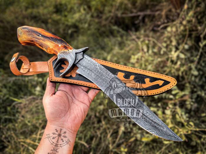 Bmk-131 Damascus Hunting Knife, Bowie Knife, Fixed Blade Knife With Leather Sheath, Stag Horn Handle, Damascus Steel Knife, Father's Day Gift, Gift For Him