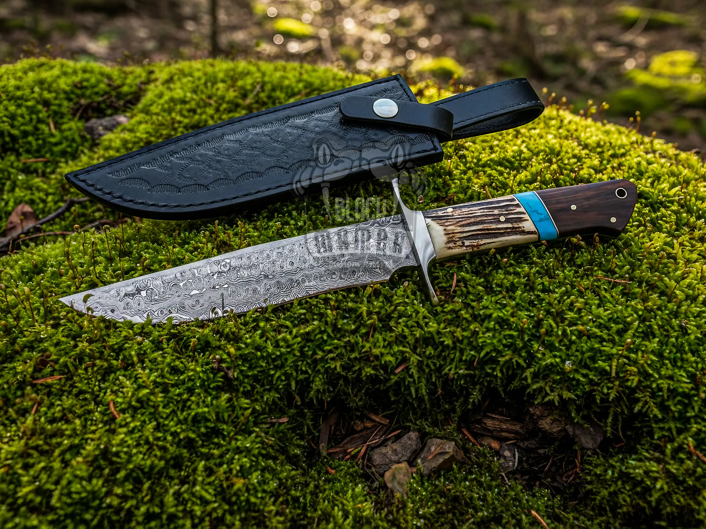 Turquoise Ridge Damascus Hunting Bowie Knife with Stage and Turquoise Handle | Handmade Fixed Blade Knife with Cow Leather Sheath | BMK-645
