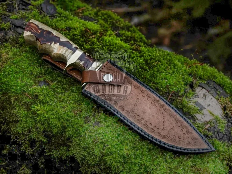 Mossfang Hunter - Damascus Bowie Knife, 13″ Overall - view 3