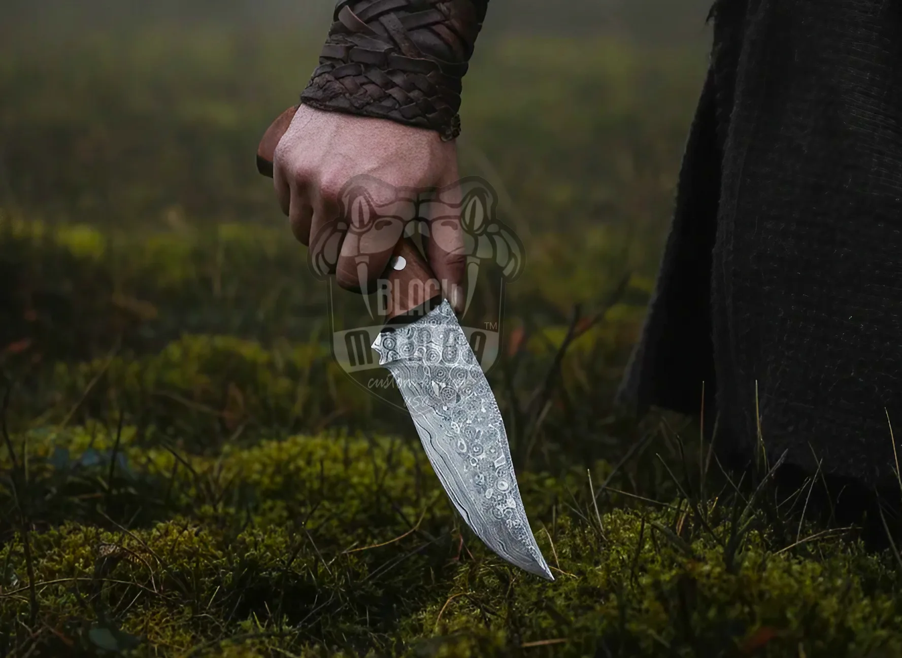 Hunter’s Legacy – Damascus Bowie Knife, 9″ Overall - view 5