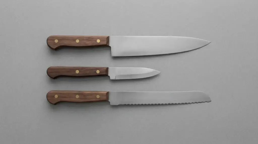 How Many Kitchen Knives You Actually Need