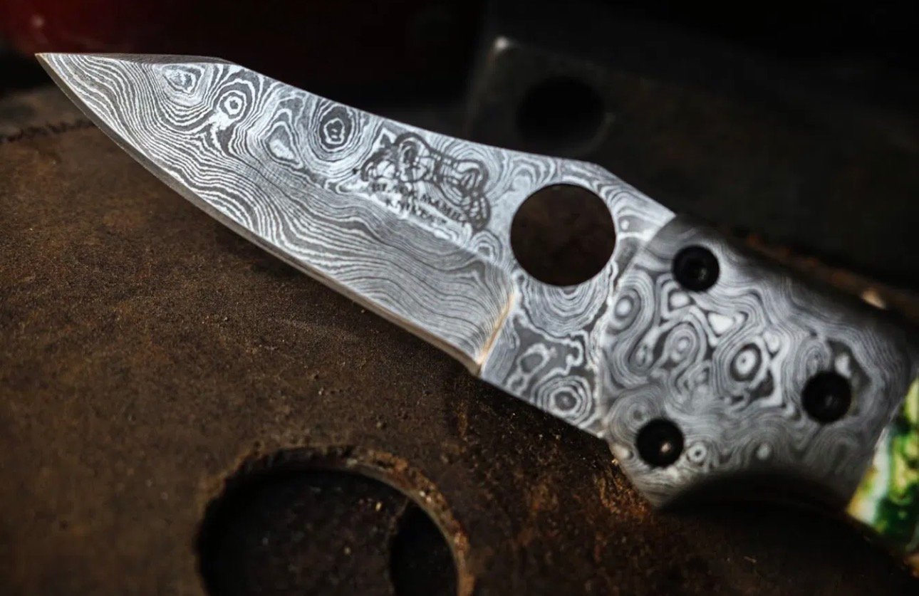 Boomslang | Green Mammoth Tooth Handle Damascus Pocket Knife, 7.25 Inch USA Made Folding Knife with Walnut Gift Box | BMK-744 - view 4
